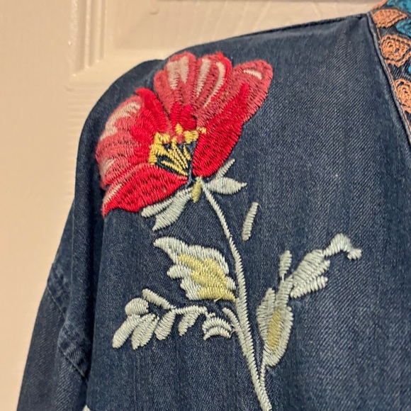 Johnny Was Navy Floral Embroidered Jean Jacket - Picture 6 of 16